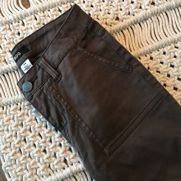 Urban Outfitters BDG Army Green Jean 24 - Picture 6 of 6
